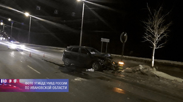 В Иванове мужчина на «Киа» влетел в островок безопасности